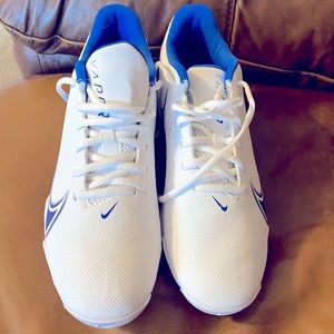 Nike vapor football cleats